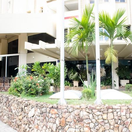 Flat Oeste La Residence Goiânia Esterno foto